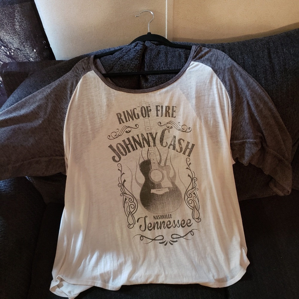 Johnny Cash Long Sleeve Tee